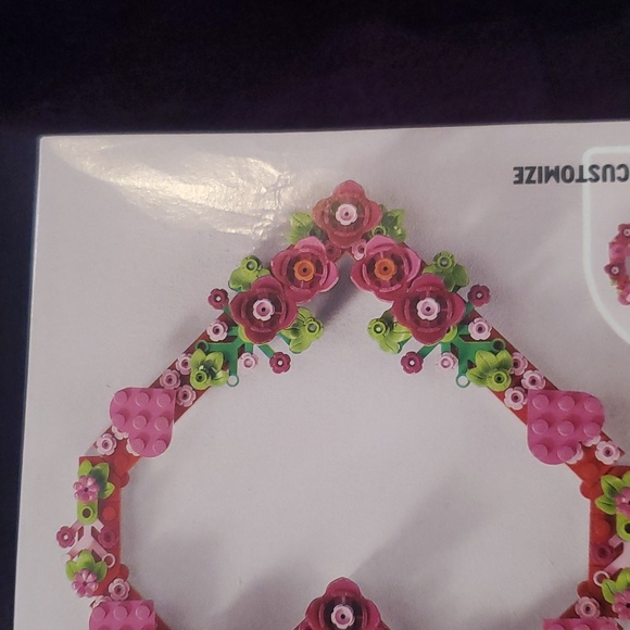 Lego Heart Ornament 40638 - Picture 7 of 8